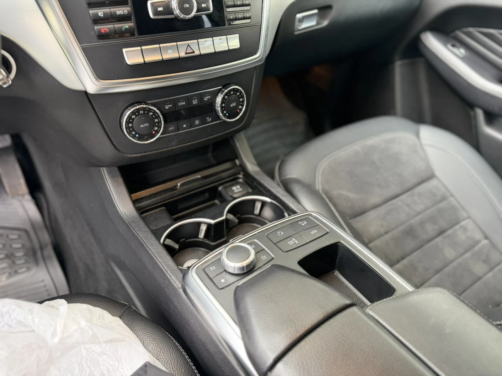 Mercedes-Benz ML 250 CDI, снимка 12 - Автомобили и джипове - 54269112
