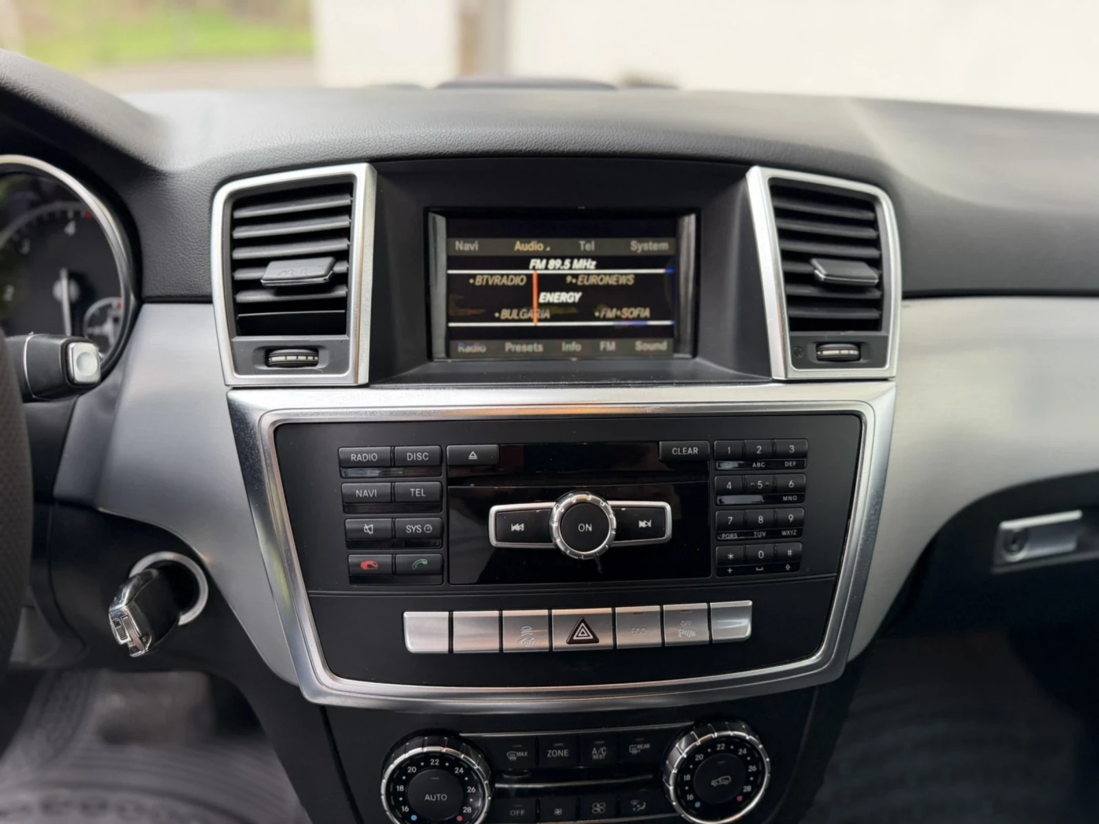 Mercedes-Benz ML 250 CDI, снимка 13 - Автомобили и джипове - 54269112