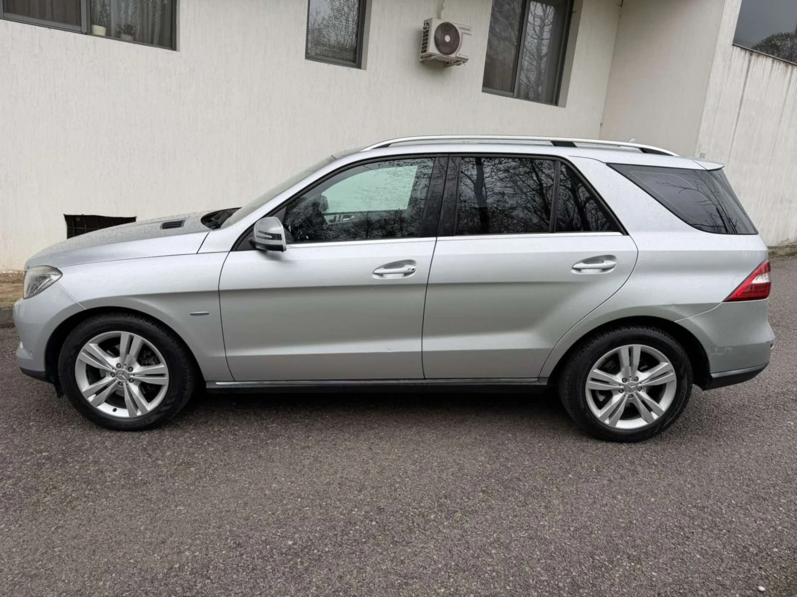 Mercedes-Benz ML 250 CDI, снимка 4 - Автомобили и джипове - 54269112