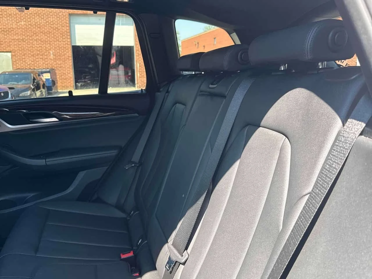 BMW X3 xDrive30i| HUD| ПАНОРАМА| ПОДГРЕВИ| CARFAX, снимка 15 - Автомобили и джипове - 54597881
