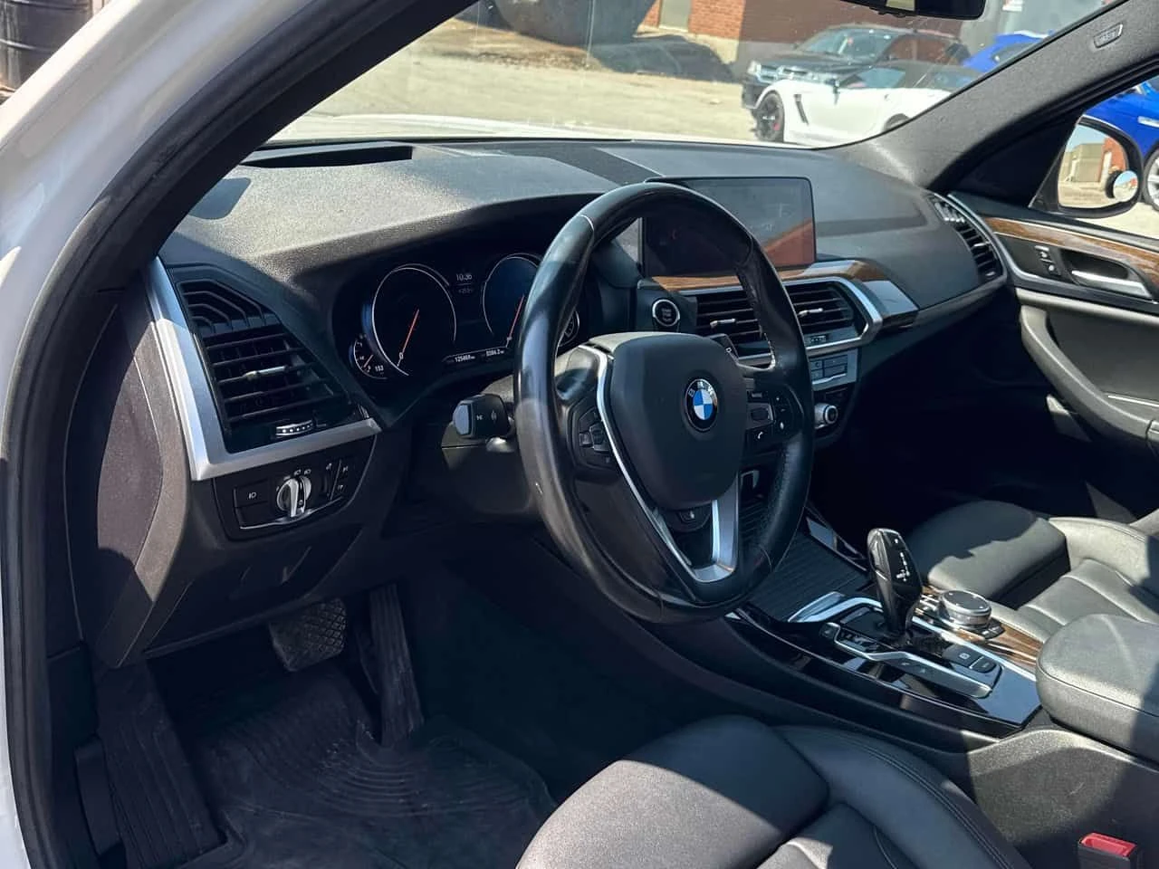 BMW X3 xDrive30i| HUD| ПАНОРАМА| ПОДГРЕВИ| CARFAX, снимка 7 - Автомобили и джипове - 54597881