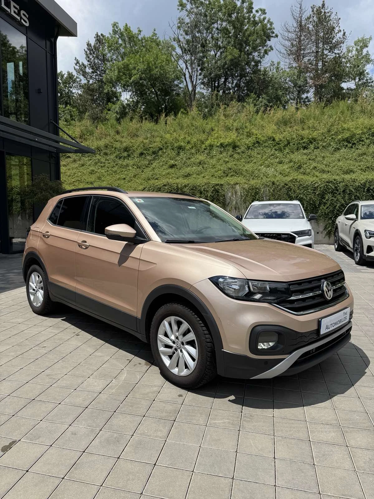 VW T-Cross, снимка 2 - Автомобили и джипове - 55012354