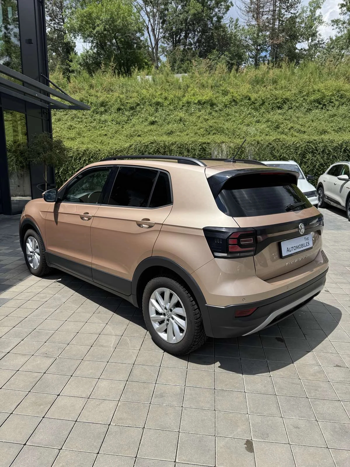 VW T-Cross, снимка 6 - Автомобили и джипове - 55012354