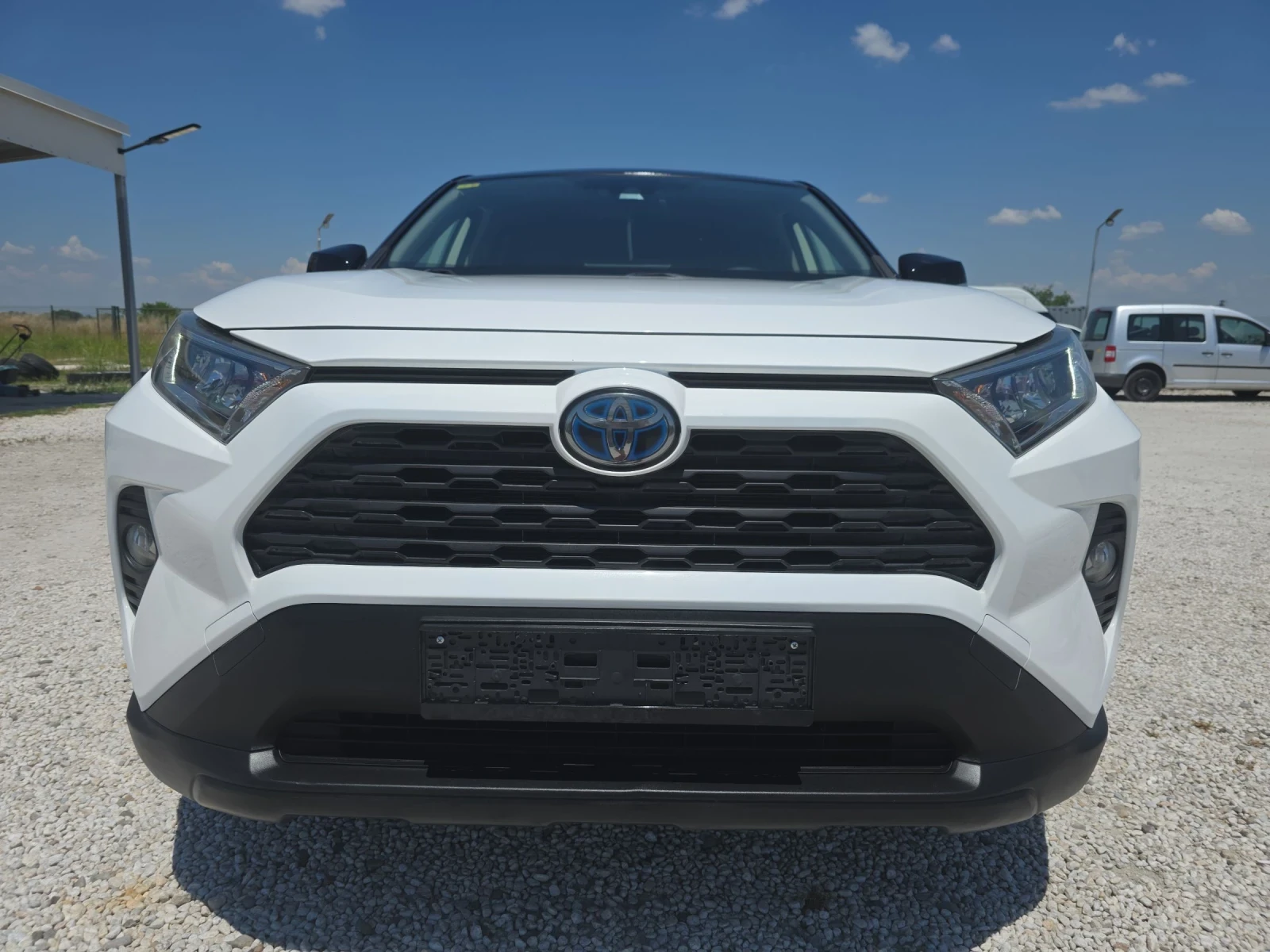 Toyota Rav4 4х4 Hibrid 222ps