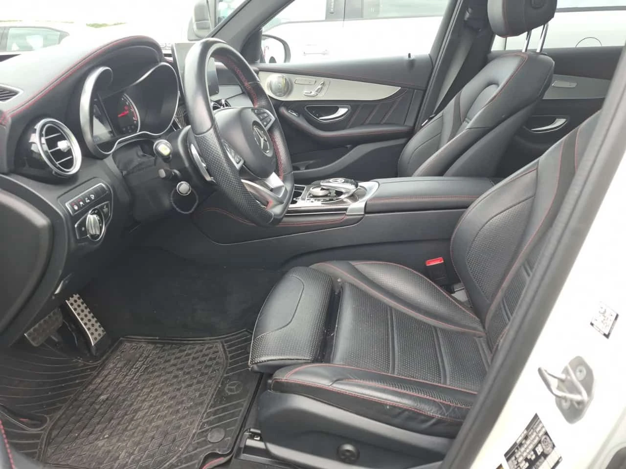 Mercedes-Benz GLC 43 AMG * CARFAX * 63k km * , снимка 8 - Автомобили и джипове - 55175482
