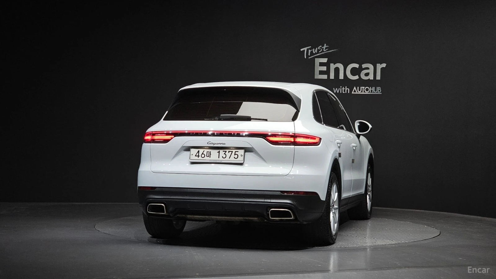 Porsche Cayenne 3.0* 360* КОЖА* ОБДУХВ* НАВИ* ПАНО, снимка 4 - Автомобили и джипове - 55528419