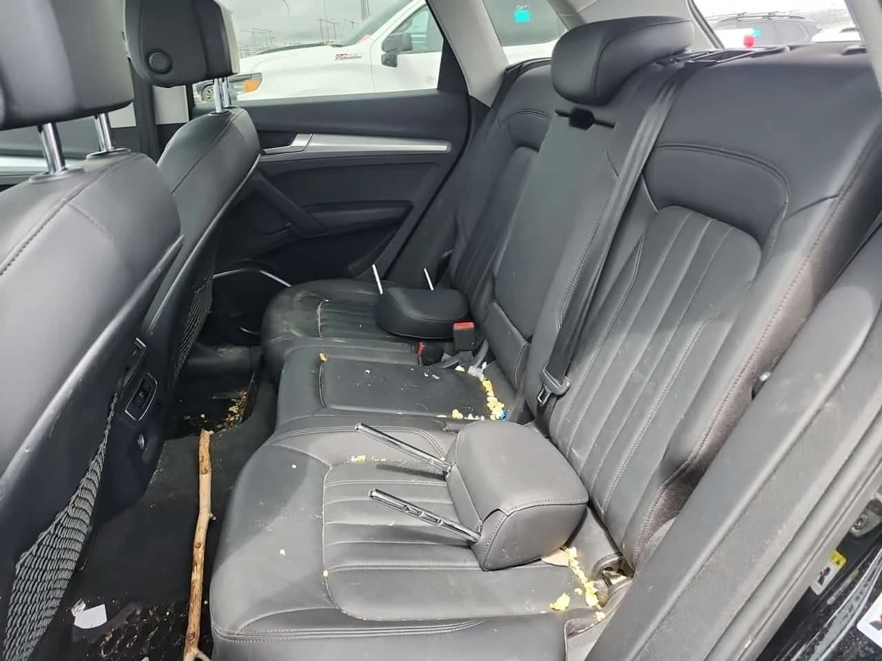 Audi Q5 * PROGRESSIV * CARFAX * БЕЗ ПЪРВОНАЧАЛНА ВНОСКА, снимка 12 - Автомобили и джипове - 55712300