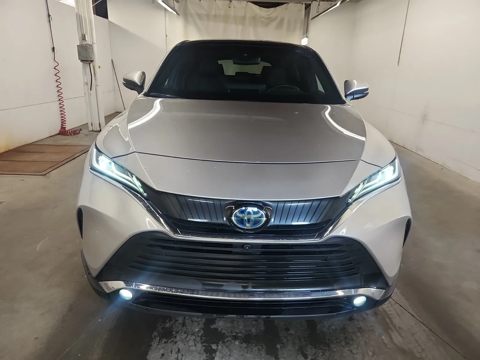 Toyota Venza * HYBRID LIMITED * AWD * CARFAX * , снимка 2 - Автомобили и джипове - 55920067