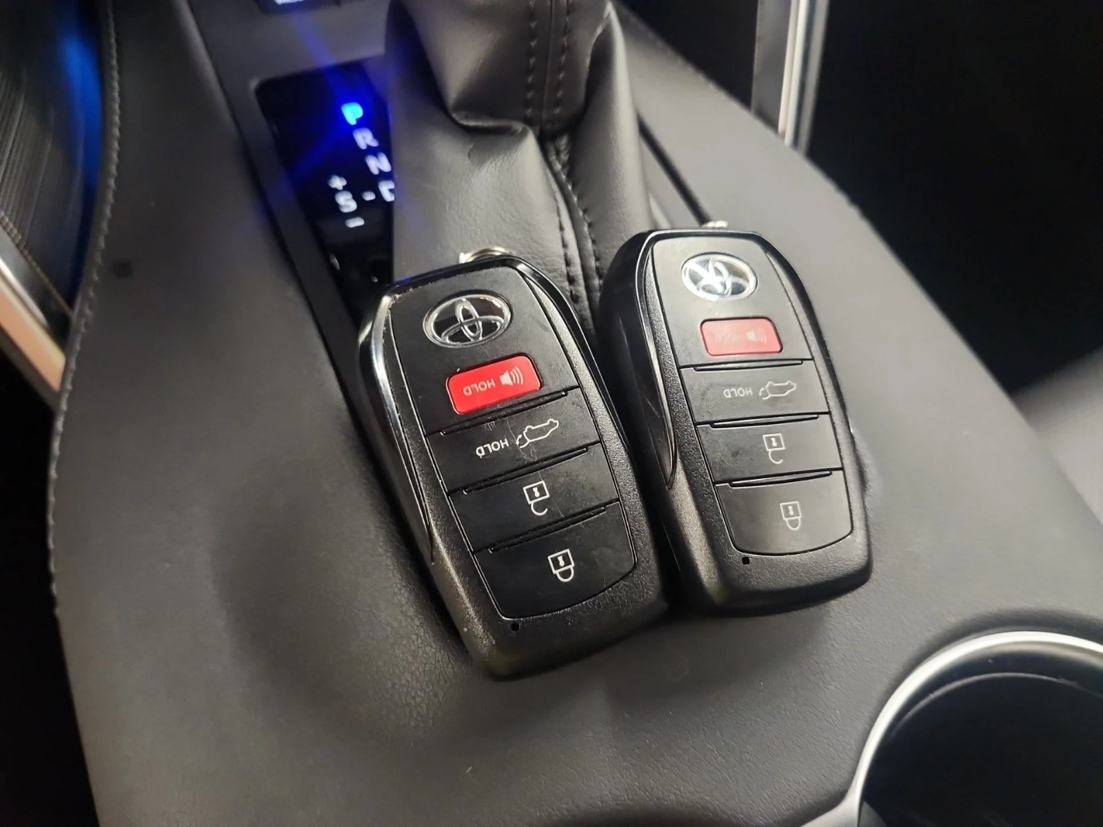 Toyota Venza * HYBRID LIMITED * AWD * CARFAX * , снимка 12 - Автомобили и джипове - 55920067