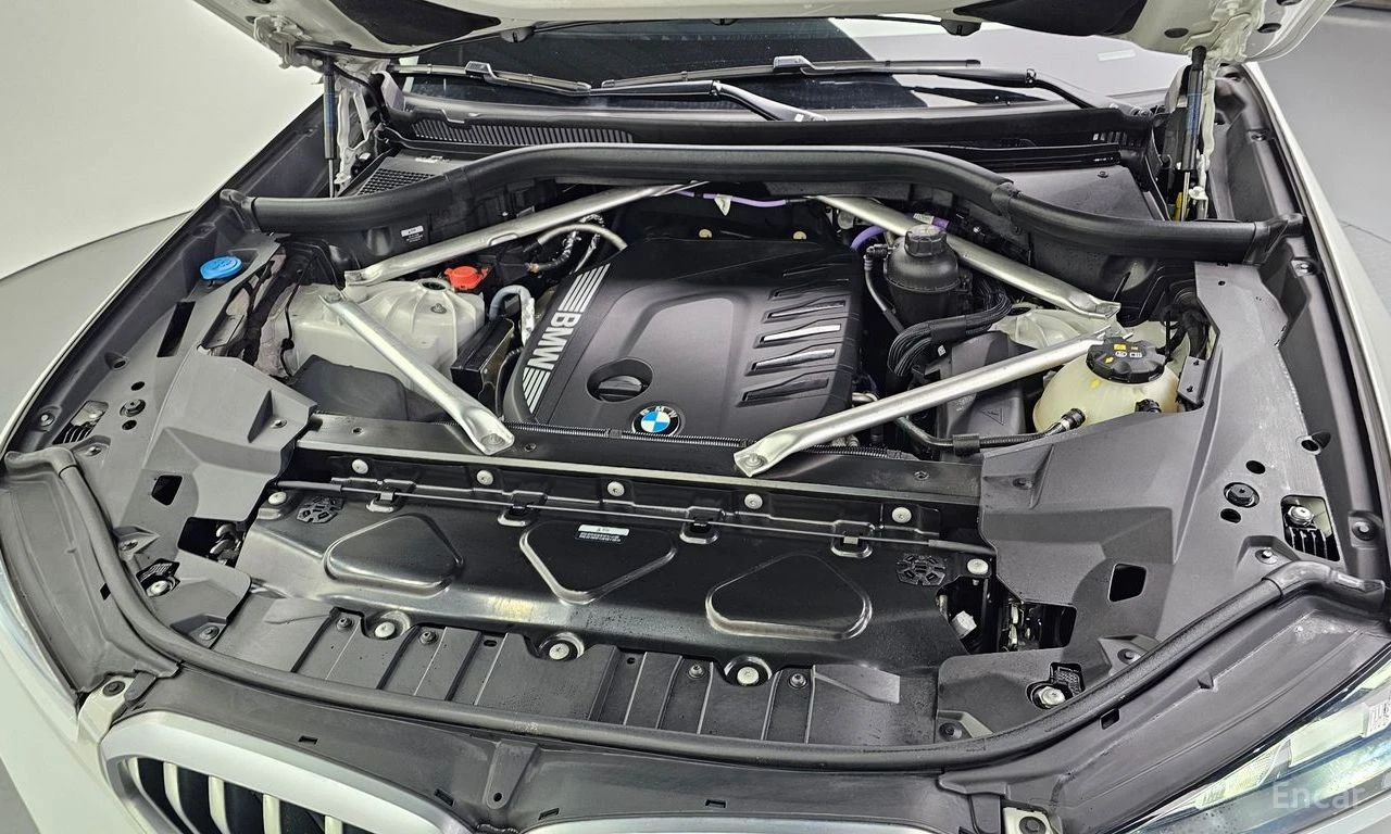 BMW X6 30d* M SPORT* SHADOWLINE* HARMAN* ХЕДЪП* КРАЙНА ЦЕ, снимка 6 - Автомобили и джипове - 56295052