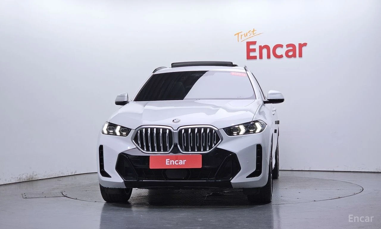 BMW X6 30d* M SPORT* SHADOWLINE* HARMAN* ХЕДЪП* КРАЙНА ЦЕ, снимка 2 - Автомобили и джипове - 56295052