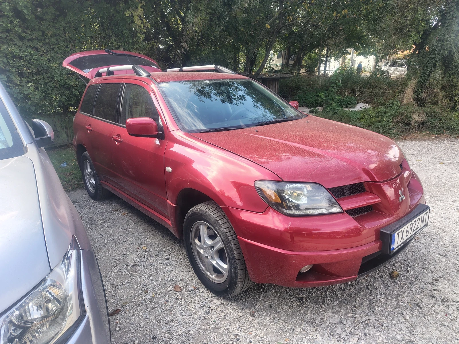 Mitsubishi Outlander 2.4 бензин, снимка 2 - Автомобили и джипове - 56526865
