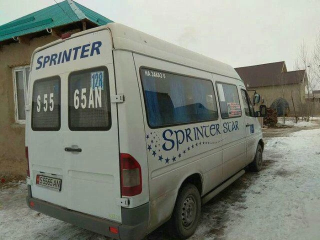 Mercedes-Benz Sprinter 208 2.3 D На Части, снимка 2 - Бусове и автобуси - 47772457