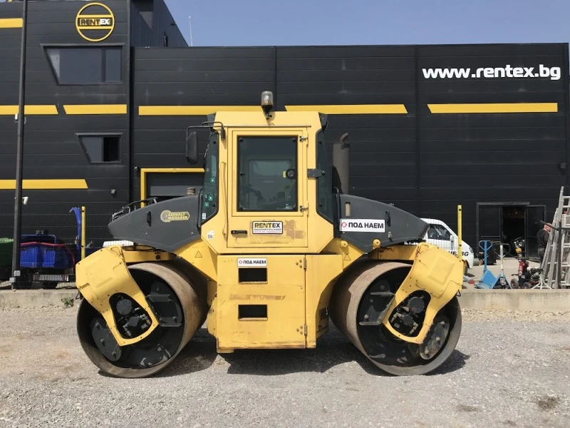 Валяк BOMAG BW174 ASPHALT MANAGER, снимка 1 - Индустриална техника - 45957595