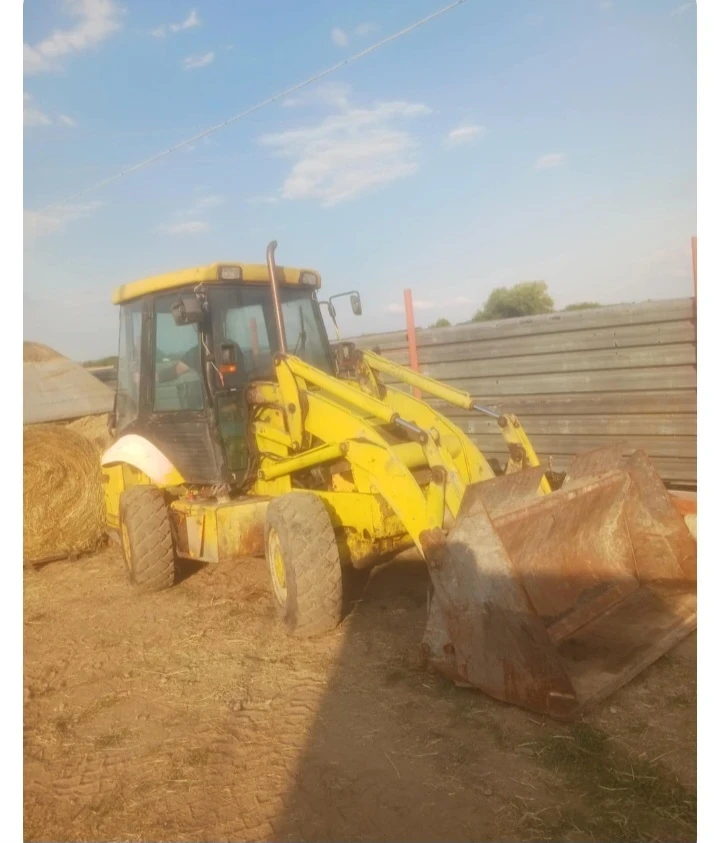 Мини челни товарачи JCB 2CX, снимка 2 - Индустриална техника - 53396573