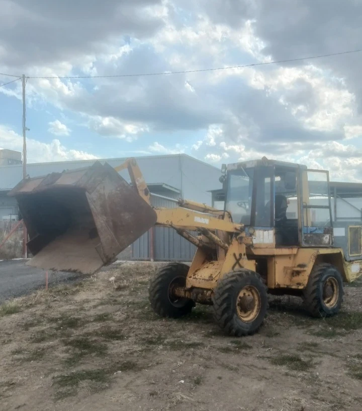 Мини челни товарачи JCB 2CX, снимка 9 - Индустриална техника - 53396573