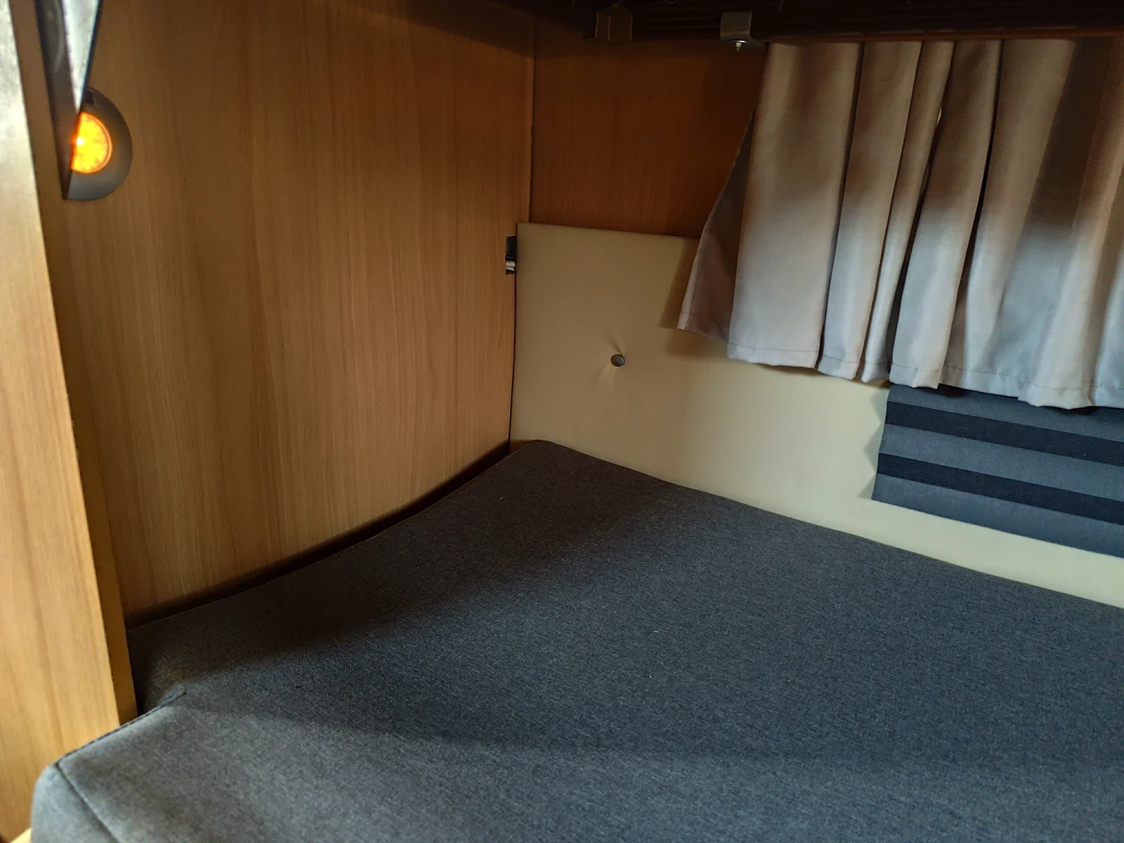 Каравана Dethleffs, снимка 7 - Каравани и кемпери - 53850168