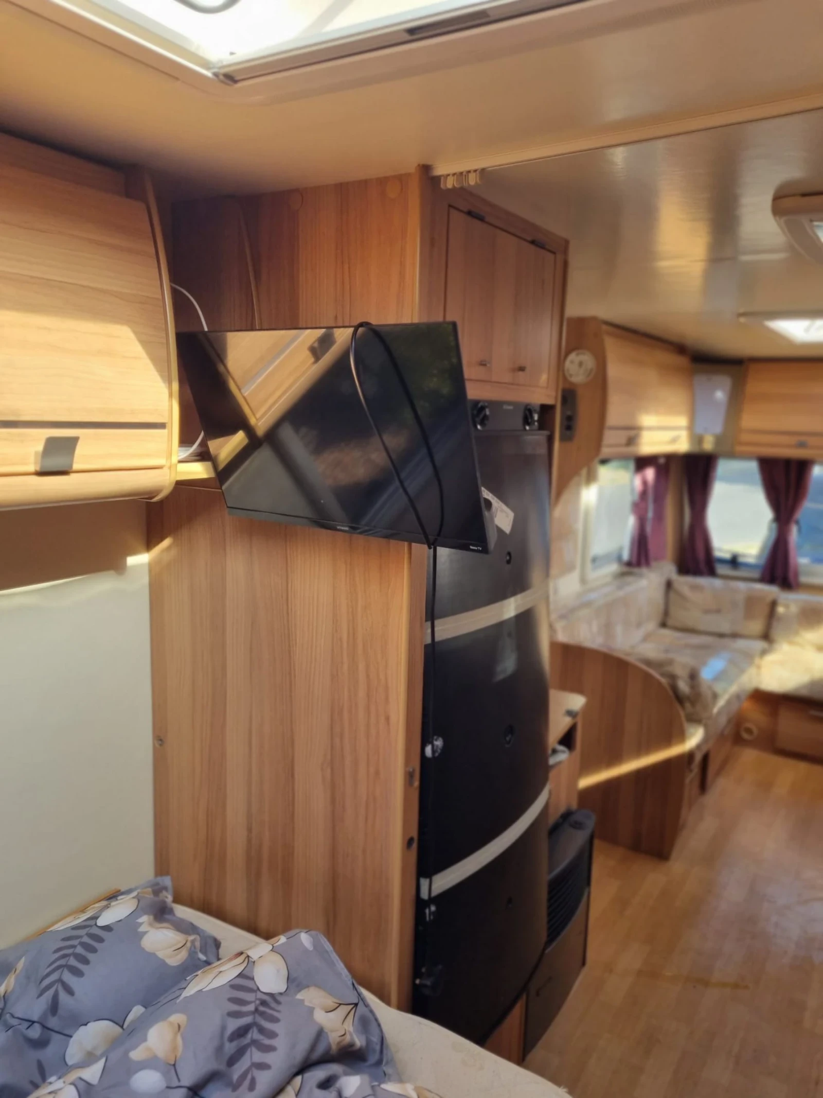 �������� Bailey | Mobile.bg � ����������� 9