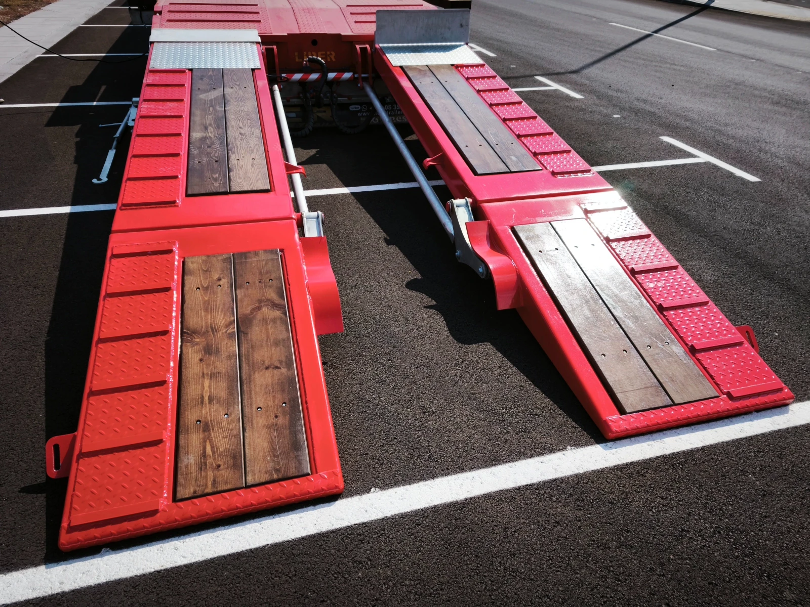Полуремарке LiderTrailer Lowbed LDR4L, снимка 10 - Ремаркета - 56205890