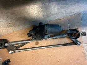 159300-4580 Моторче с механизъм предни чистачки Mazda CX5 KD53-67340B 159300-4580, снимка 3 - Части - 48381951