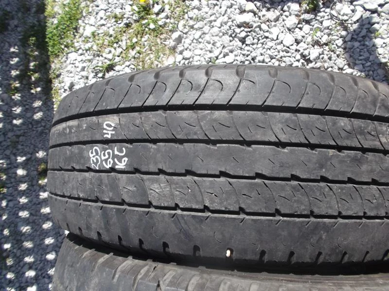 Гуми Летни 235/65R16, снимка 2 - Гуми и джанти - 21272230