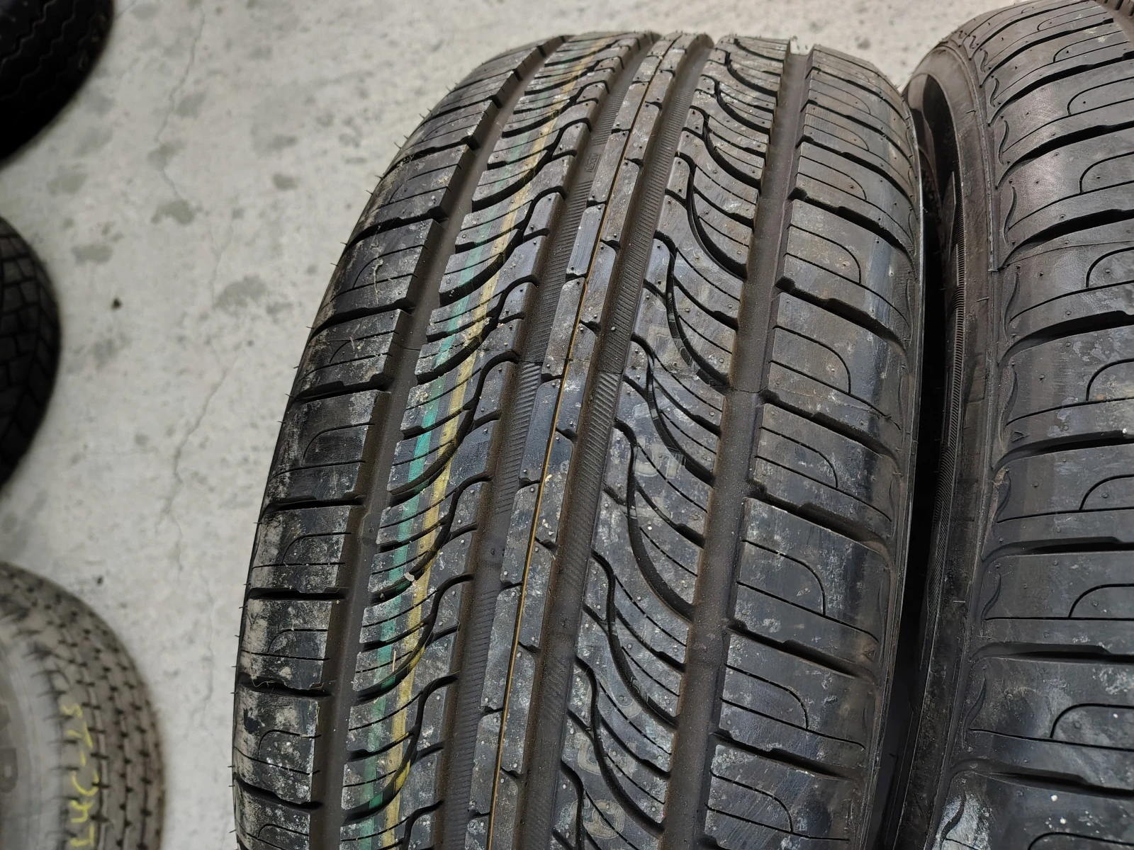  235/55R17 | Mobile.bg   3