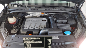 VW Sharan R-Line 2.0TDI DSG 6SP-TOP SUST.-LIZING-GARANCIQ, снимка 16 - Автомобили и джипове - 42610730