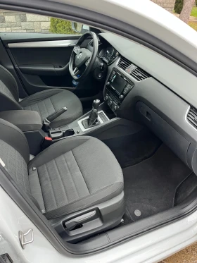 Skoda Octavia 1.6 TDI 4x4 - 7800 € / 15255.47 лв. - 27328525 11