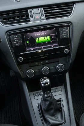 Skoda Octavia 1, 6 TDi 90к.с. - 10300 € / 20145.05 лв. - 61672932 9