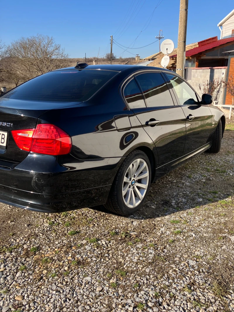 BMW 330, снимка 10 - Автомобили и джипове - 48738592