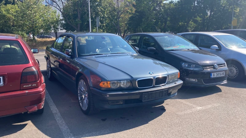 BMW 740, снимка 2 - Автомобили и джипове - 52751920