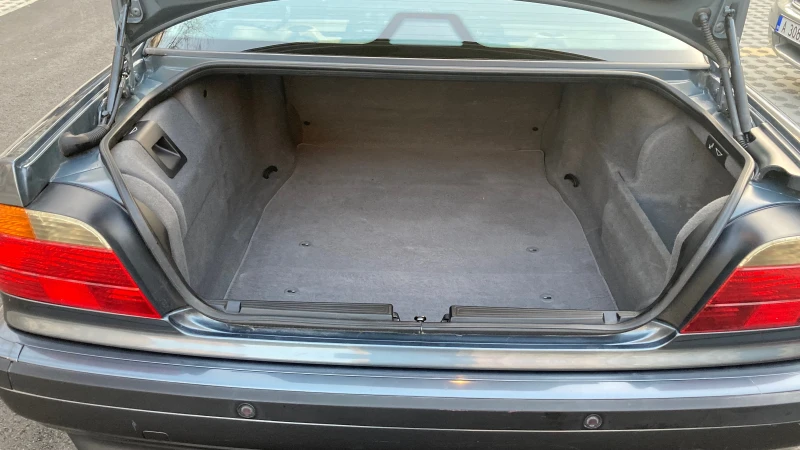 BMW 740, снимка 8 - Автомобили и джипове - 52751920