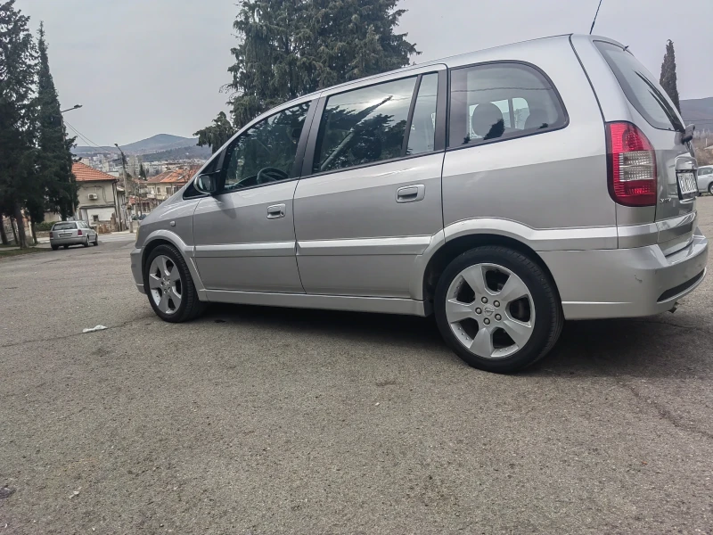 Opel Zafira ОПЦ, снимка 5 - Автомобили и джипове - 49507348