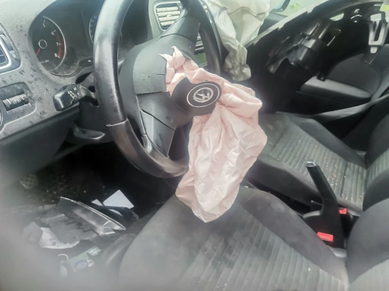 VW Polo 1.2 44kw CPG 78000km, снимка 6 - Автомобили и джипове - 50431613