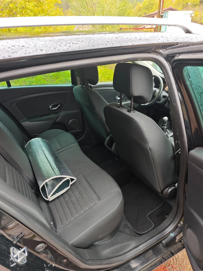 Renault Megane 1.5DCI Limited Edition, снимка 5 - Автомобили и джипове - 51499007