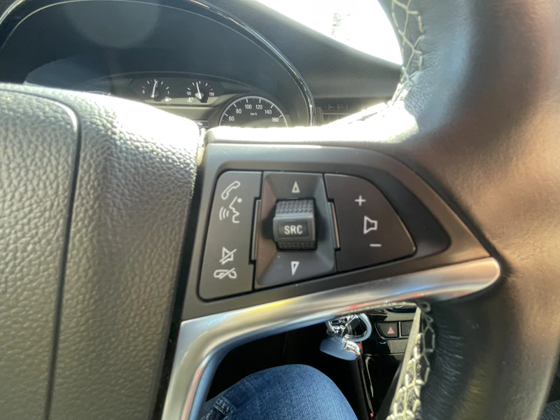 Opel Mokka X Selection, снимка 10 - Автомобили и джипове - 52292128