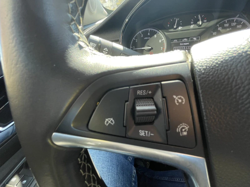 Opel Mokka X Selection, снимка 11 - Автомобили и джипове - 52292128