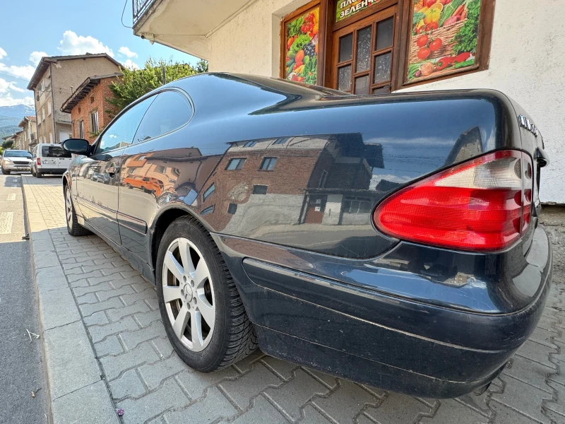 Mercedes-Benz CLK 200 Komoressor, снимка 8 - Автомобили и джипове - 52618491
