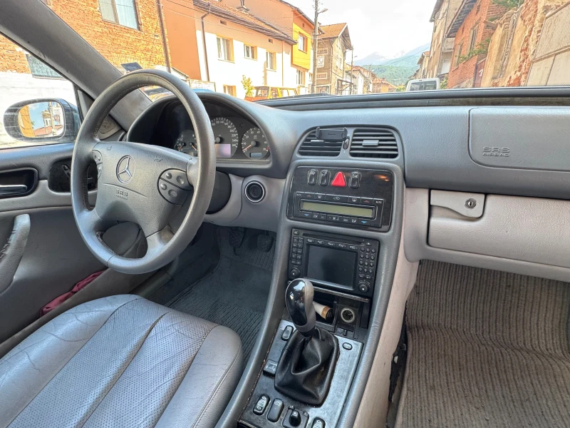 Mercedes-Benz CLK 200 Komoressor, снимка 11 - Автомобили и джипове - 52618491