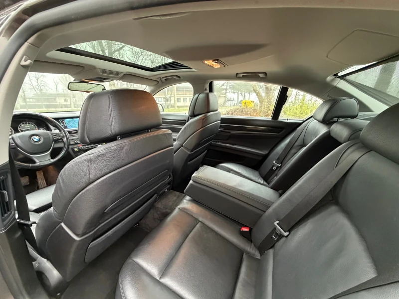 BMW 740 НОВ ВНОС , снимка 15 - Автомобили и джипове - 52857767