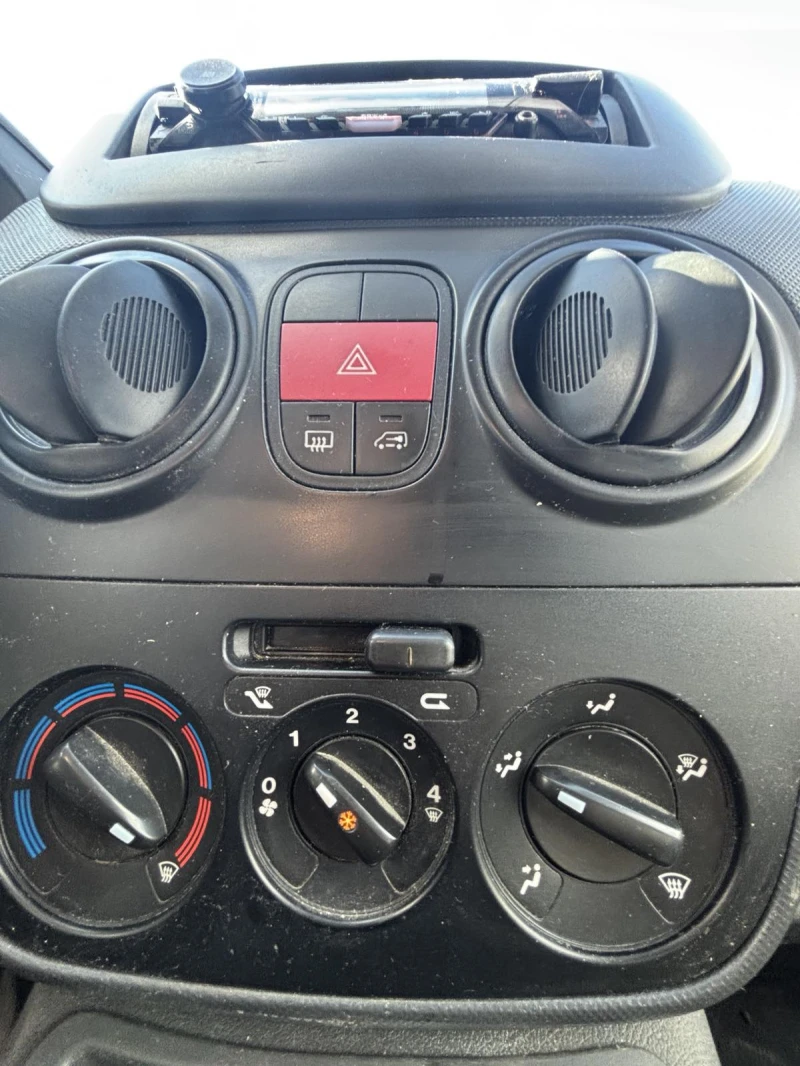 Fiat Fiorino, снимка 4 - Автомобили и джипове - 52956078