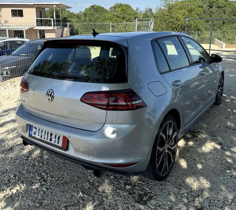 VW Golf GTI Performance , снимка 7 - Автомобили и джипове - 52957190