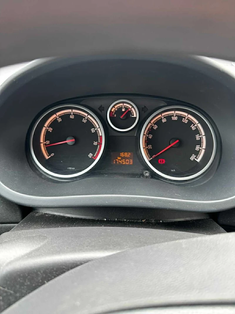 Opel Corsa, снимка 3 - Автомобили и джипове - 53209419