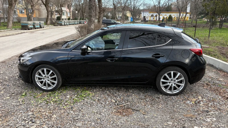 Mazda 3 ULTIMATE 2.2 Skyaktiv-D, снимка 3 - Автомобили и джипове - 53393703