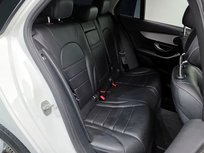 Mercedes-Benz C 220 D 4MATIC ESTATE, снимка 12 - Автомобили и джипове - 55007395