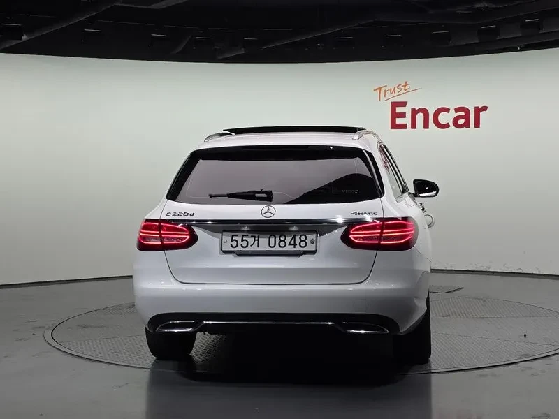 Mercedes-Benz C 220 D 4MATIC ESTATE, снимка 4 - Автомобили и джипове - 55007395