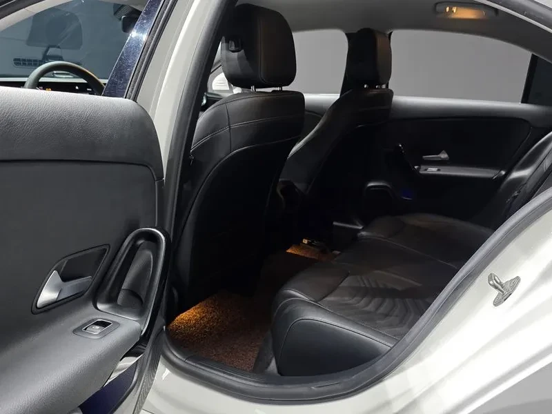 Mercedes-Benz A 220 Sedan | Mobile.bg � ����������� 12