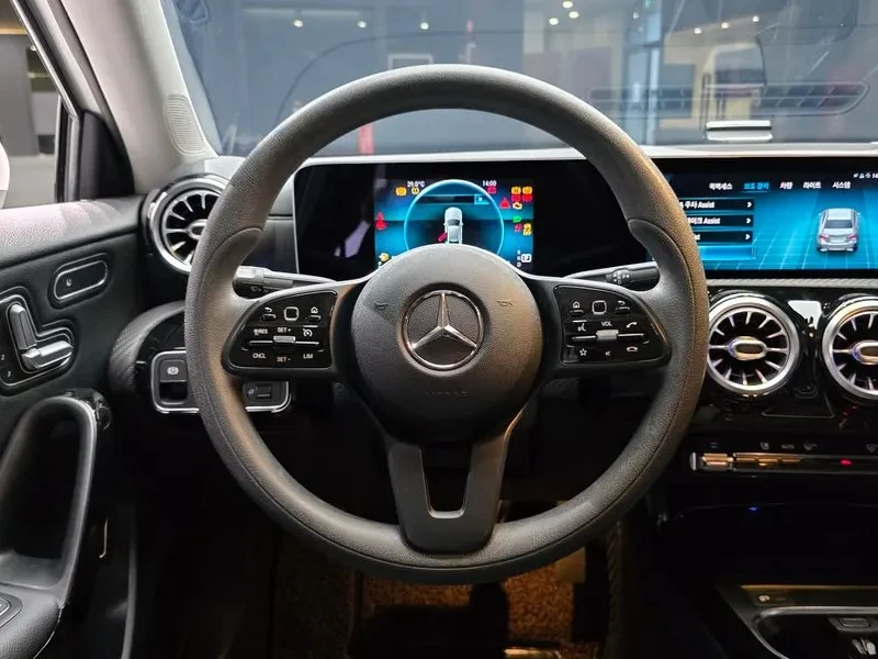 Mercedes-Benz A 220 Sedan | Mobile.bg � ����������� 14