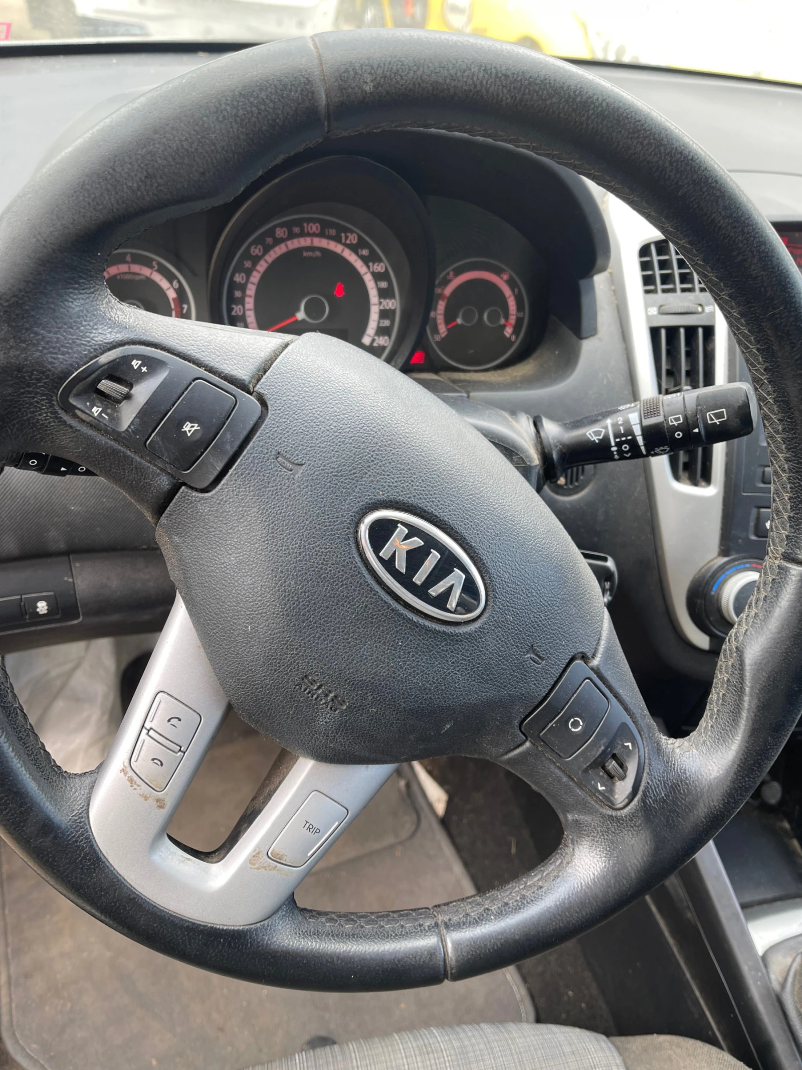 Kia Ceed 1.4 - изображение 6