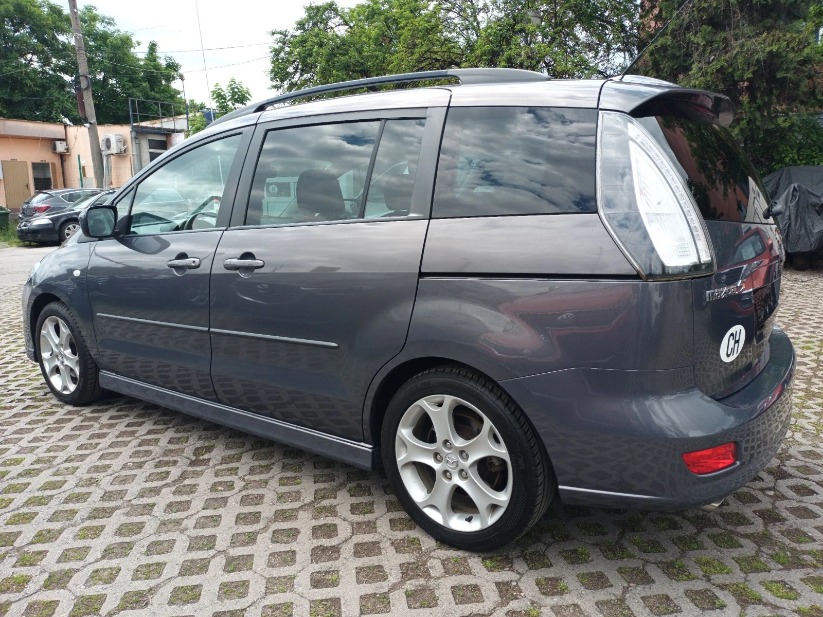 Mazda 5 2.0i бензин, 147к.с., 6+ 1места - изображение 4